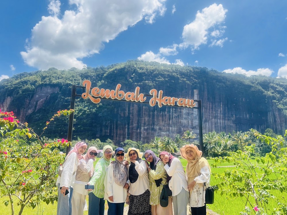 Explorasi Cinta Travel and Tours Sdn Bhd